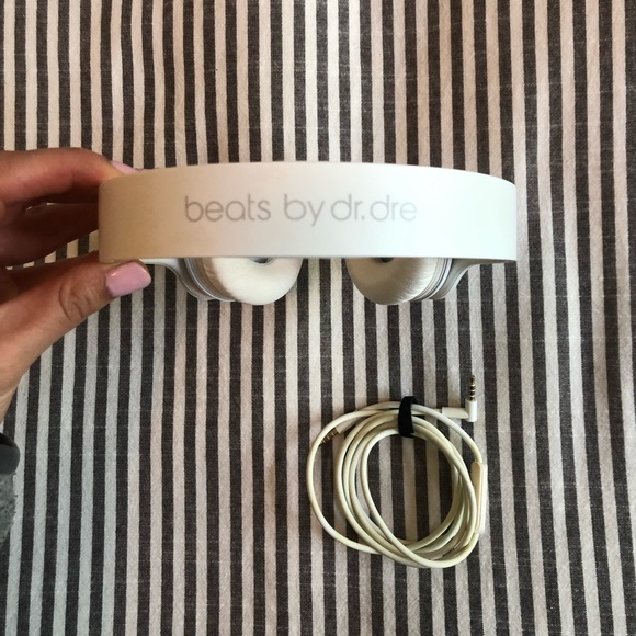 BEATS SOLO HD - Picture 6 of 16